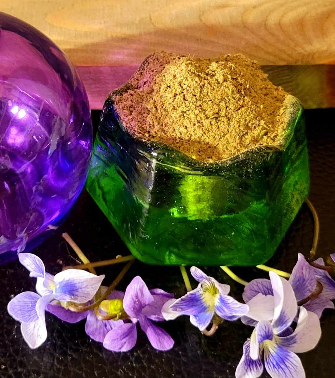 Violet Flower and Leaf 2oz Jar Israel