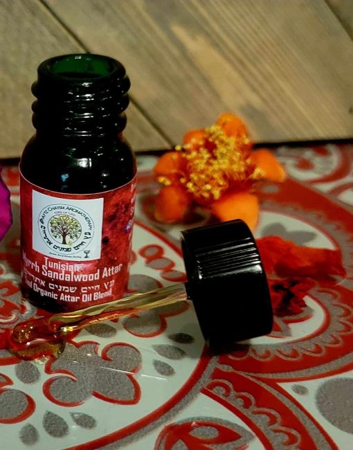 Sweet Tunisian Myrrh-Sandalwood Attar 5ml with Dipstick Application Top - Image 2